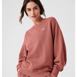 ALO Accolade crew neck pullover sweater